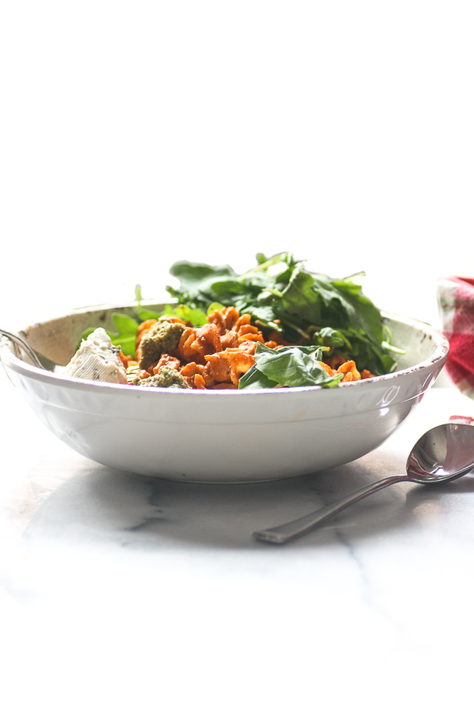 roasted red pepper pasta bowl